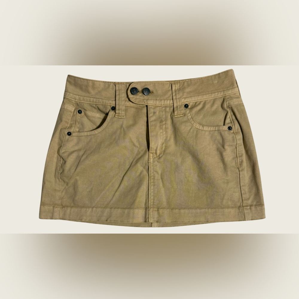 BDG URBAN OUTFITTERS KHAKI MINI SKIRT